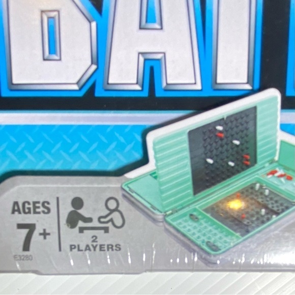 Battleship Hasbro Gaming Road Trip Series 2 Player  Ages 7+ Years NEW!  E32802 - Picture 7 of 9